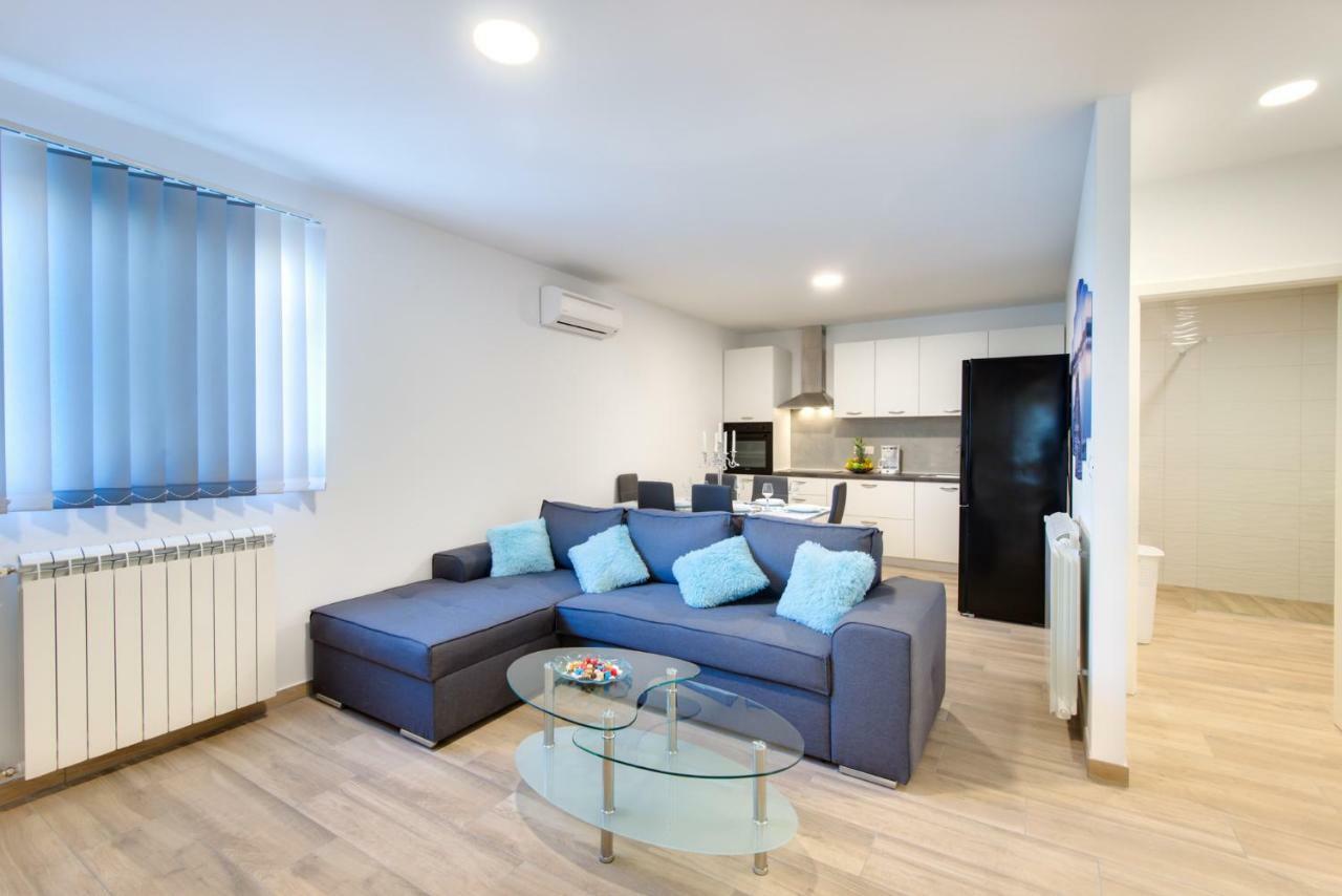 Apartman Tarnik'S Lägenhet Viskovo Exteriör bild
