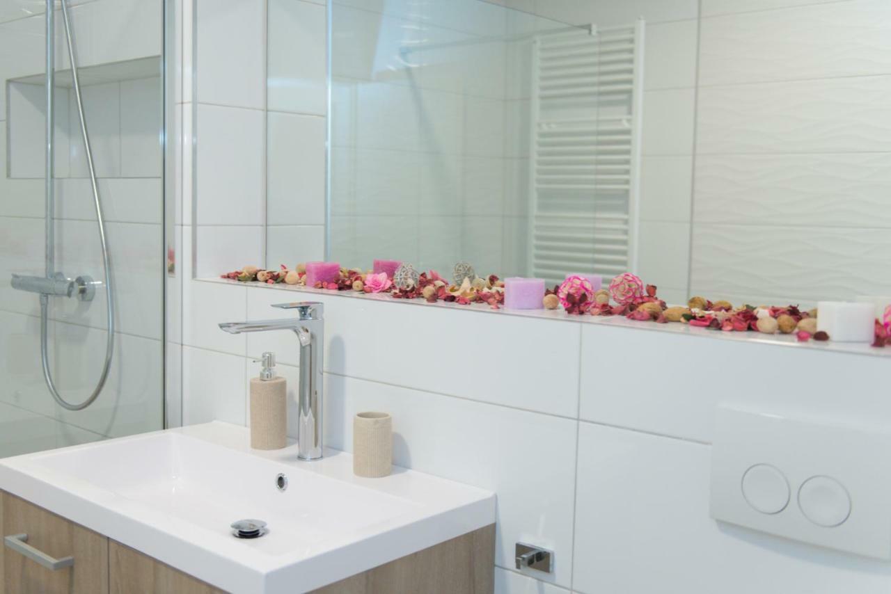 Apartman Tarnik'S Lägenhet Viskovo Exteriör bild